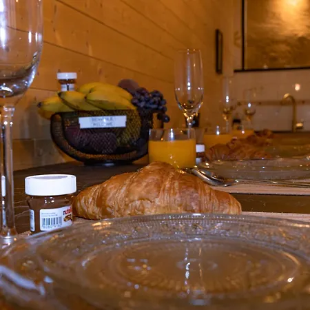 Le Semesterbostad Saint-Pardoux-la-Rivière