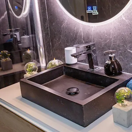 Le Semesterbostad Saint-Pardoux-la-Rivière